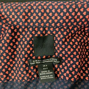 H & M Dress shirt size small. Worn once.